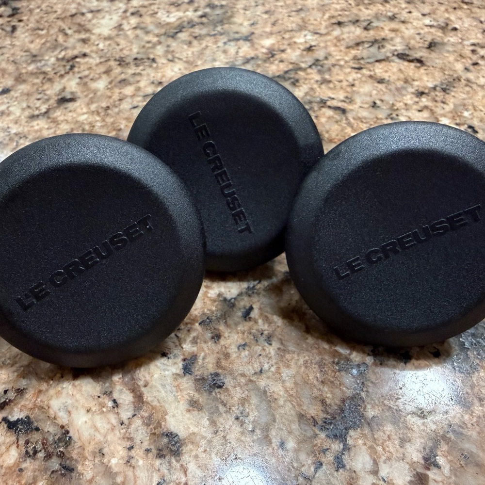 Le Creuset Black Replacement Knobs